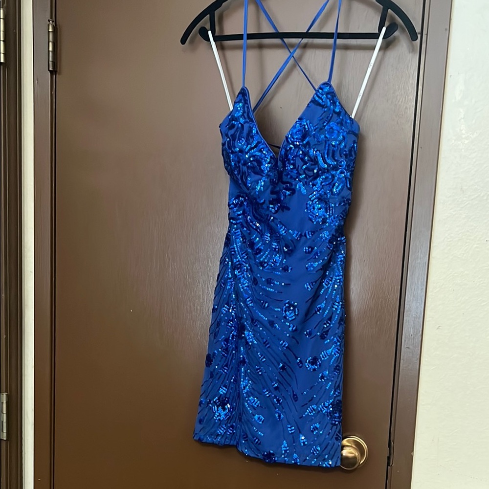 Elegant Blue Sequin Dress